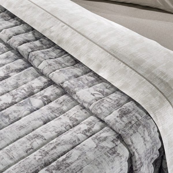 Κουβερλί Ottoman Silver 240x250 Guy Laroche